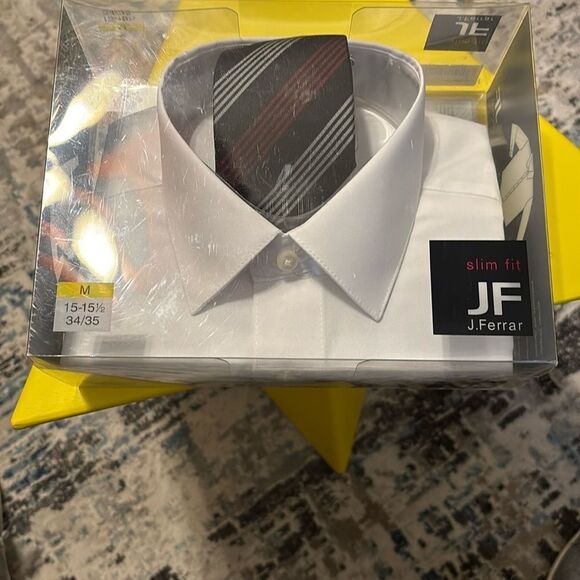 jf j.ferrar Other - JF J.Ferrar White Dress Shirt Medium 15-15 1/2 (34/35) & tie